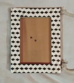 Cherry Wood Frame with Glossy Finish