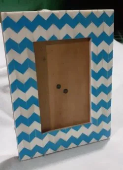 Handmade Wooden Photo Frame for Wedding Pictures