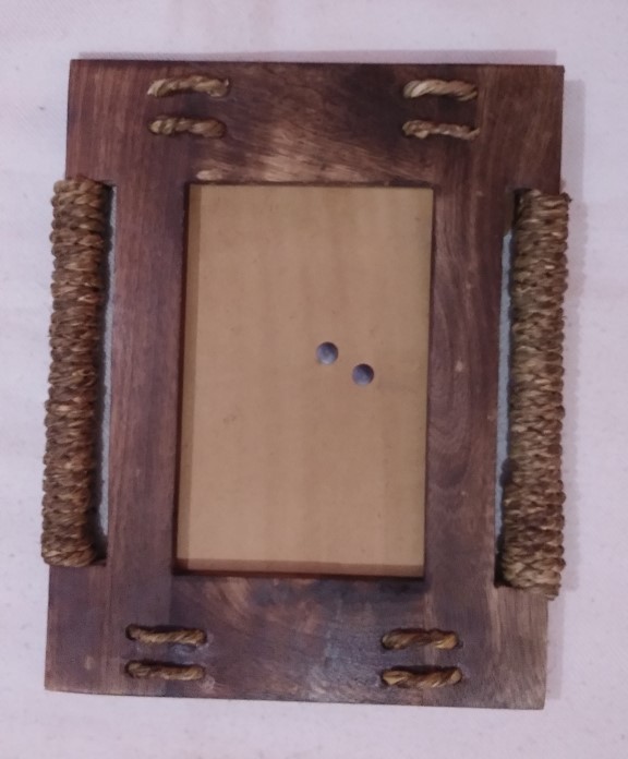 Bamboo Wooden Photo Frame For Eco Homes – Handmade Rosewood Wooden Photo Frames from India