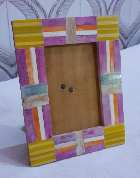 Handmade Cherry Wood Frame For Portraits – Handmade Rosewood Wooden Photo Frames from India