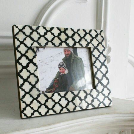 Handmade Teak Wooden Frame For Statement Wall – Handmade Cherry Wood Wooden Photo Frames from India