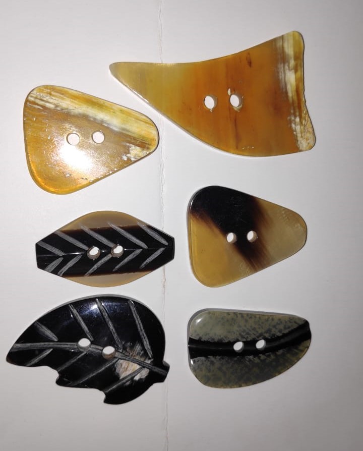 Natural Buffalo Horn Buttons For Sewing – Handmade Natural Buffalo Horn Buffalo Horn Buttons from India