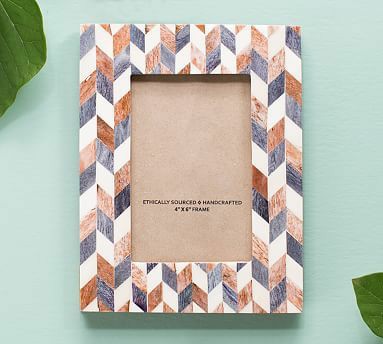 Solid Teak Wood Frame For Outdoor Photos – Handmade Pine Wood Wooden Photo Frames from India