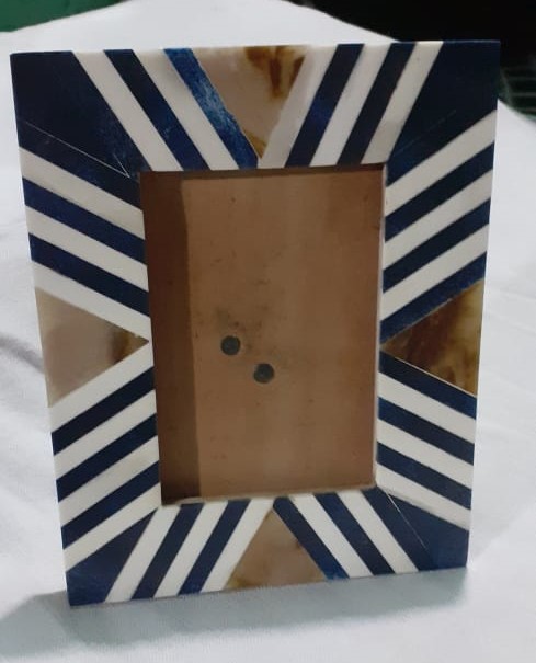 Vintage Wooden Wall Photo Frame With Glass – Handmade Pine Wood Wooden Photo Frames from India