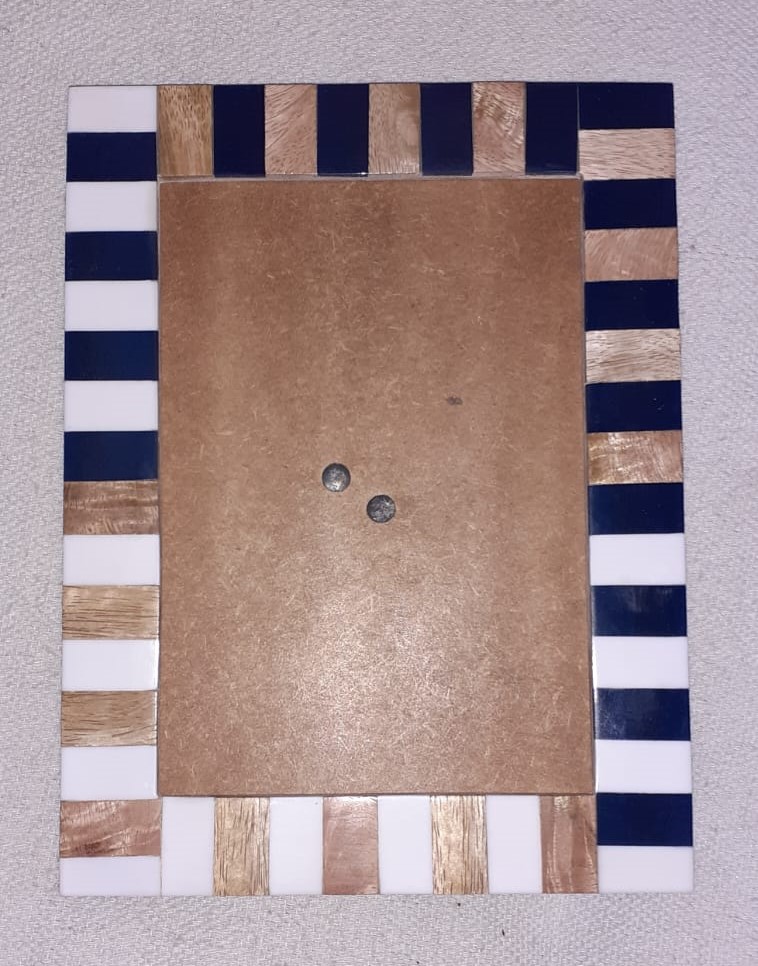 Wooden Frame For Anniversary Photos – Handmade Rosewood Wooden Photo Frames from India